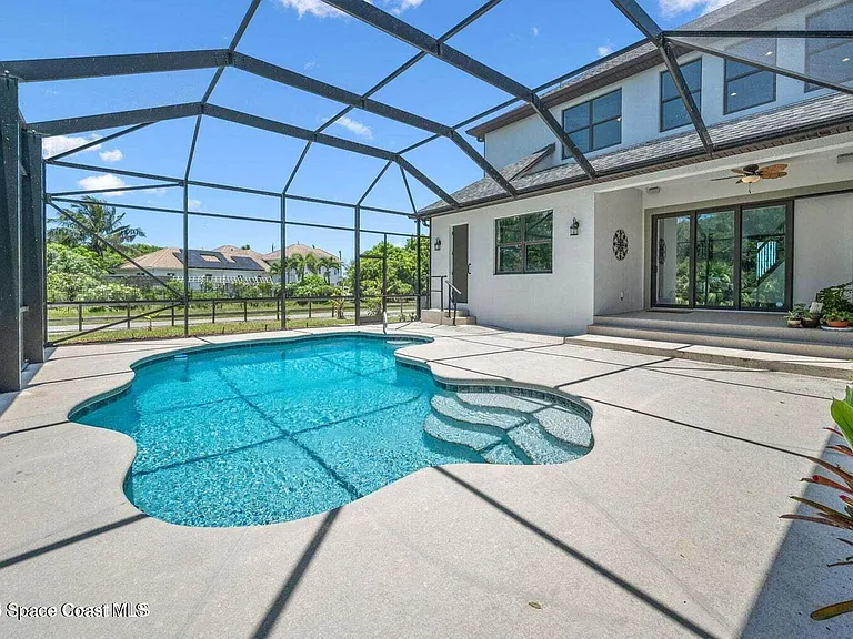 6725 S Tropical Trl — Photo 4