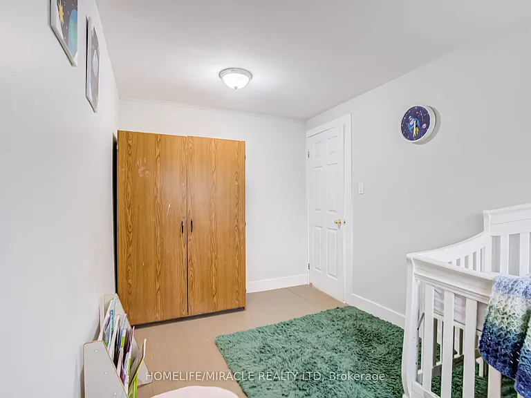 122 Ormond Dr — Photo 22