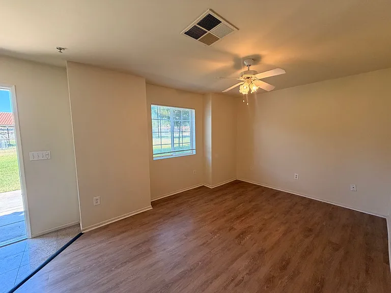 600 Hosking Ave #84 — Photo 2
