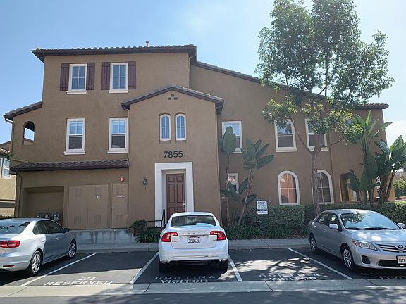 3rd image of 7855 Via Montebello Unit 4