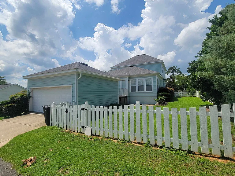 2482 Goldenrod Way #- — Photo 38