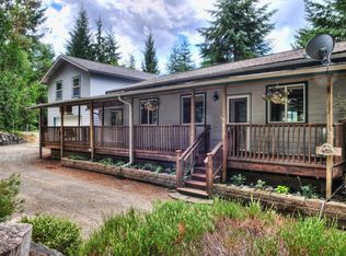 5572 SW Old Clifton Rd, Pt Orchard, WA 98367