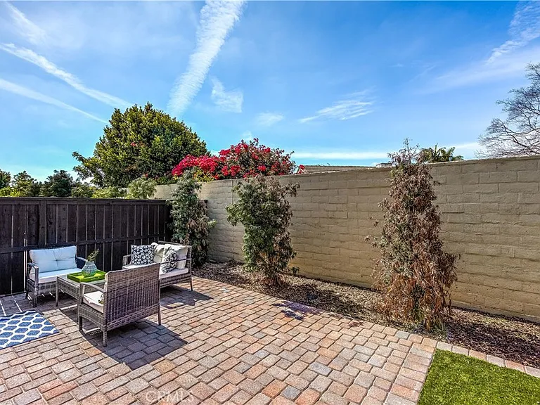 5304 Harvard Way — Photo 15