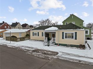 1701 McMinn St, Aliquippa, PA 15001