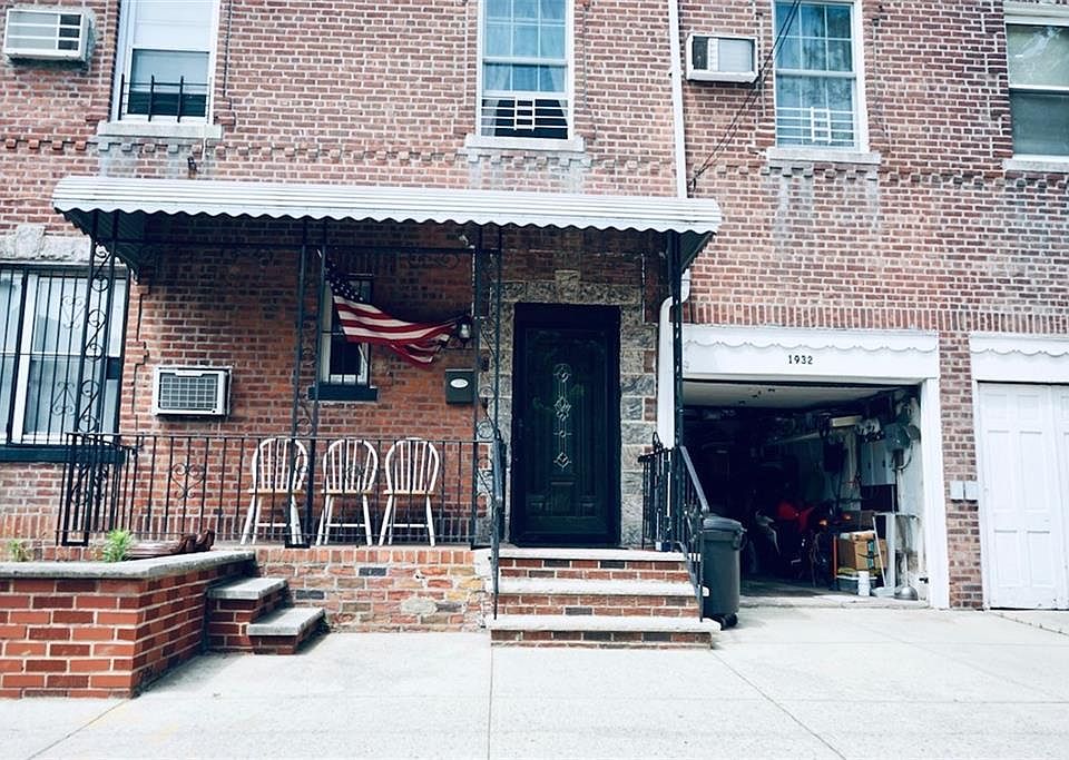1st image of 1932 E 16th St