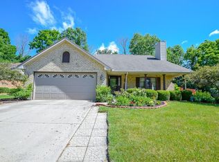 6501 Deer Knolls Dr, Dayton, OH 45424