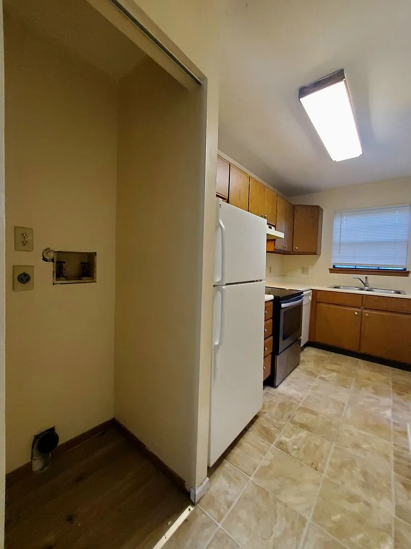 2-bedroom, 1.5-bath townhouse in Miamisburg — Photo 3