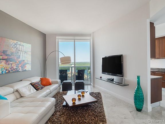 3rd image of 16001 Collins Ave APT 2205