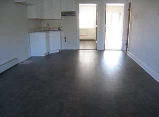 22-61 33rd St #2A, Astoria, NY 11105