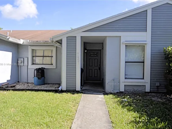 7951 NW 41st Ct, Fort Lauderdale, FL 33351