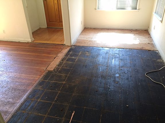 4th image of 1186 N Chester Ave