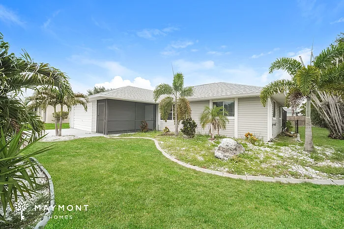 3815 SW 6th Ave — Photo 1