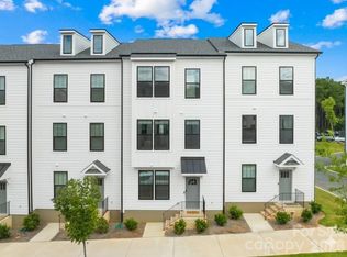15332 Ballancroft Pkwy, Charlotte, NC 28277