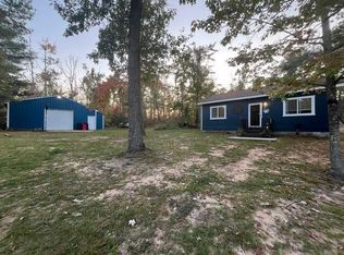 6446 Hickory Rd, Johannesburg, MI 49751