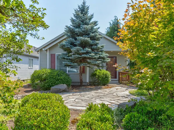 705 SE 6th St, Battle Ground, WA 98604