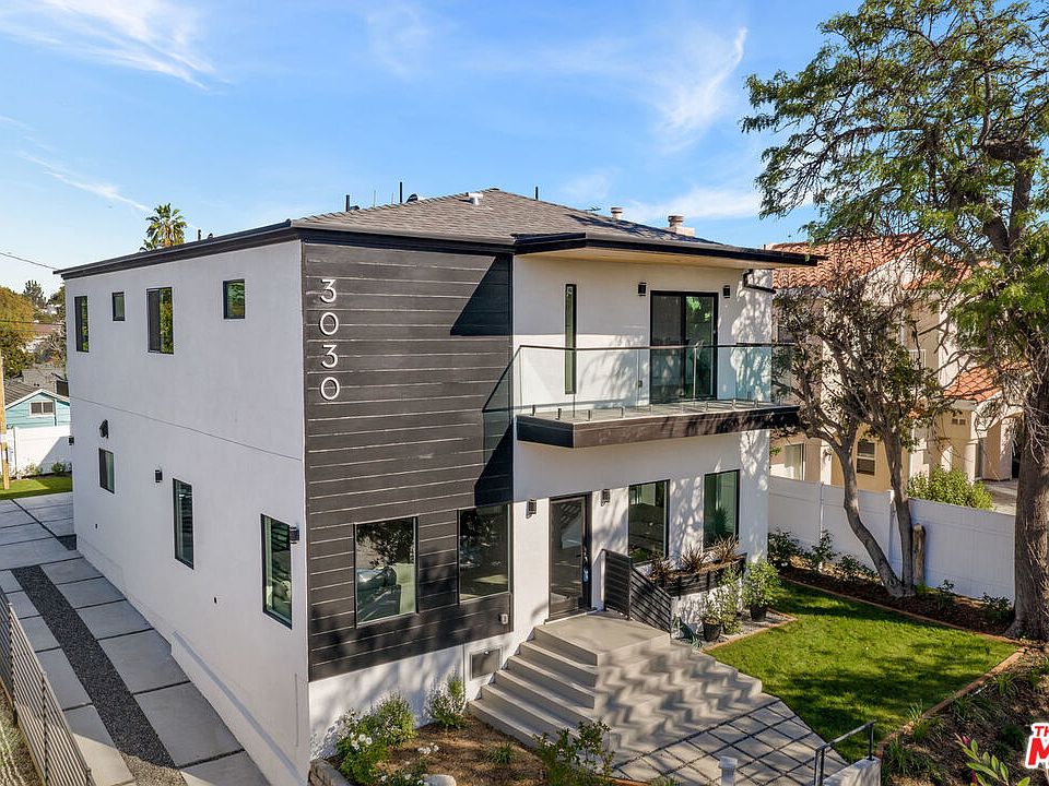 1st image of 3030 Greenfield Ave