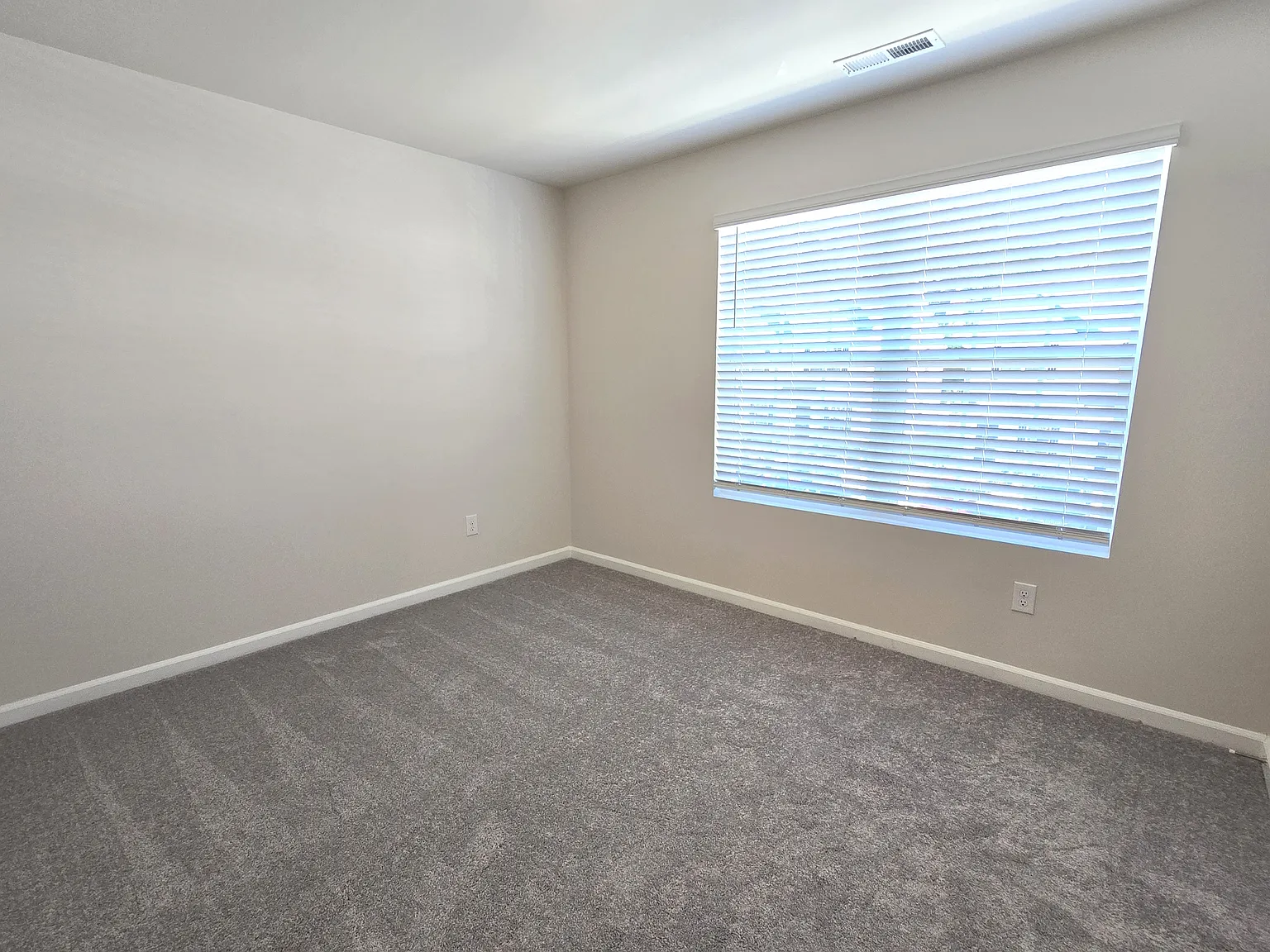 1850 Autumn Mist Drive - 1 — Photo 4