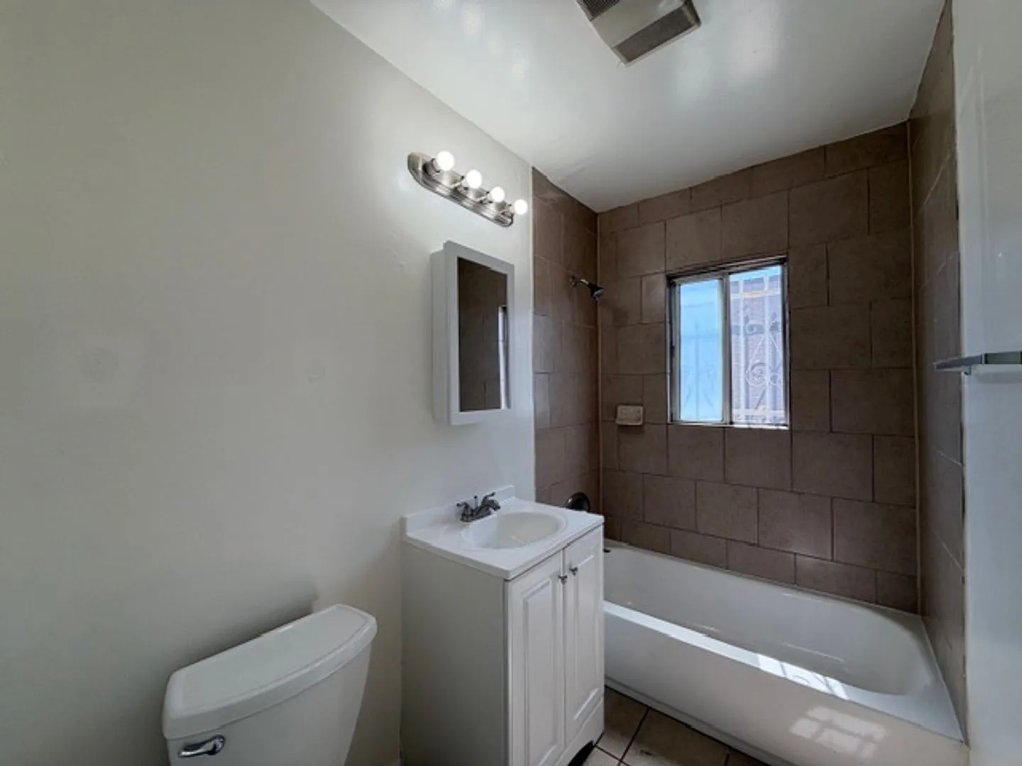 1812 Canal & 1561 W Pacific Coast Hwy — Photo 4