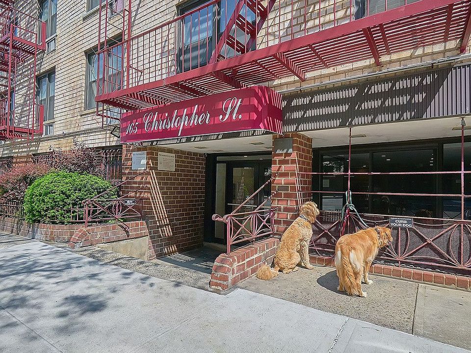1st image of 165 Christopher St APT 3U