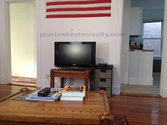 2nd image of 162 Kelton St #81