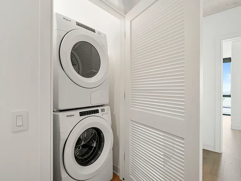 234 W Polk St #3/2 — Photo 11