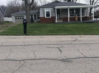 112 E Park Rd, Washington, IN 47501