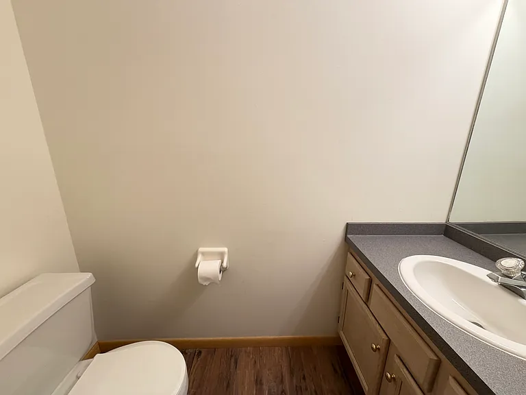 4553 Abbott Rd — Photo 8