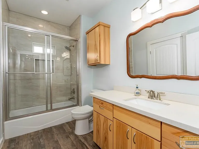 133 Oleander Dr — Photo 26