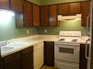 2512 Chelwood Park Blvd NE #7, Albuquerque, NM 87112