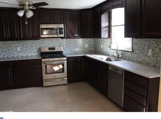 9616 Dungan Rd, Philadelphia, PA 19115