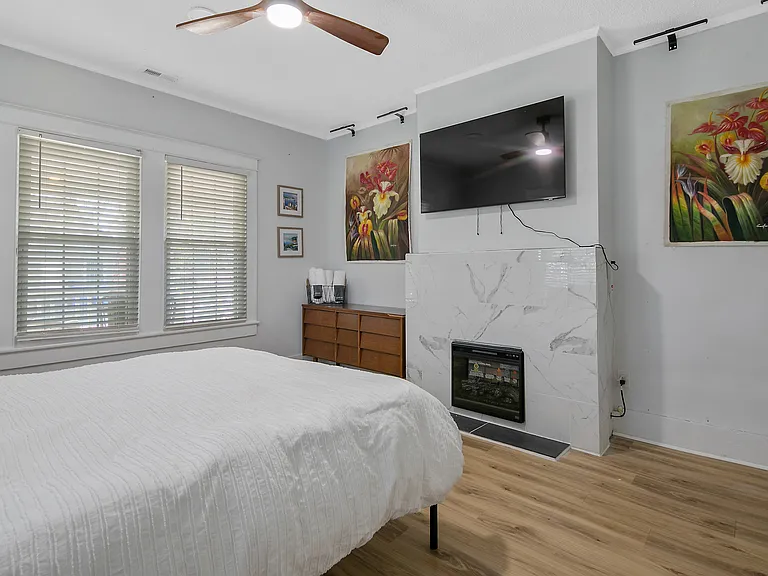 1208 Goodview Ave — Photo 13