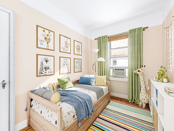 5th image of 91 Payson Ave APT 5L