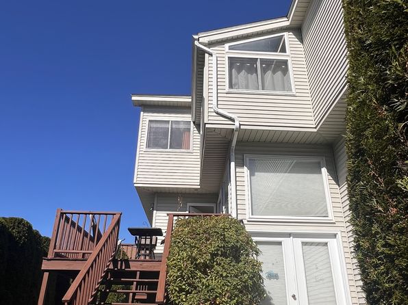 227 Captain Eames Cir