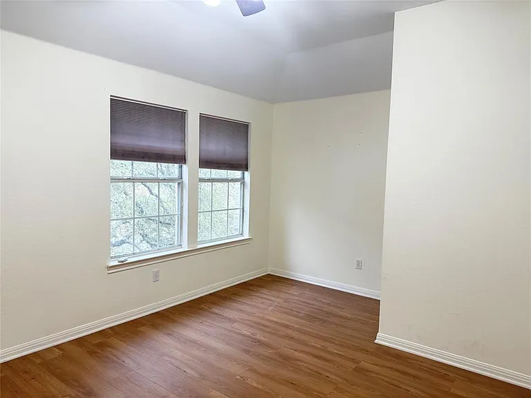 15220 Calaveras Dr — Photo 28