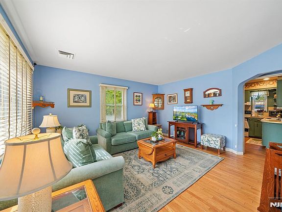5th image of 49 Morgan Street