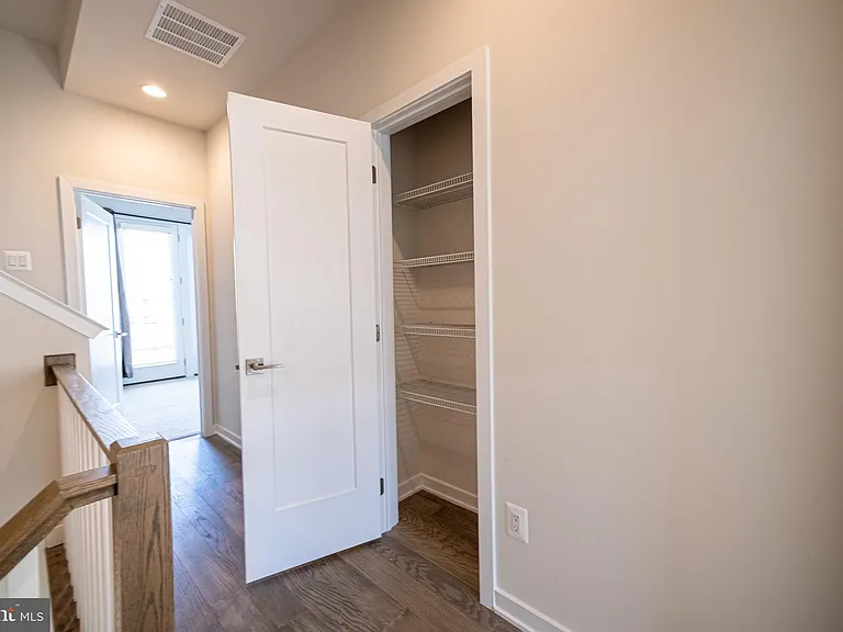 14304 Beckett Glen Cir — Photo 32