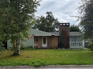 651 Dillon St, Sault Sainte Marie, MI 49783