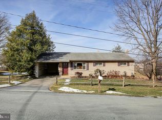 25 Greenlea Way, Chambersburg, PA 17202