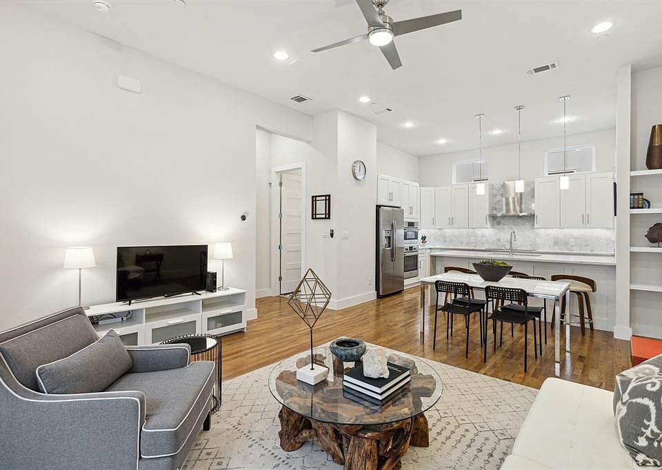 1st image of 1719 Caddo St #102