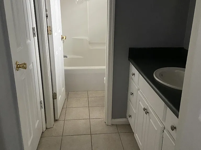 4209 Abingdon Ct — Photo 7