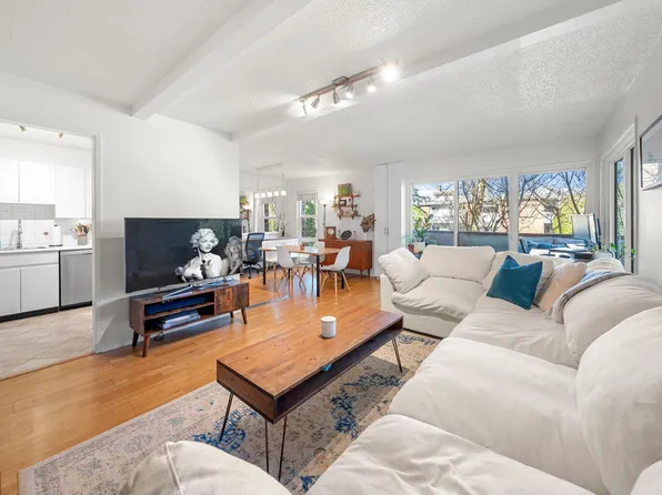 1266 W 13th Ave #208, Vancouver, BC V6H 1N6