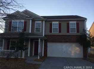 2328 Kirkgate Ln, Charlotte, NC 28215
