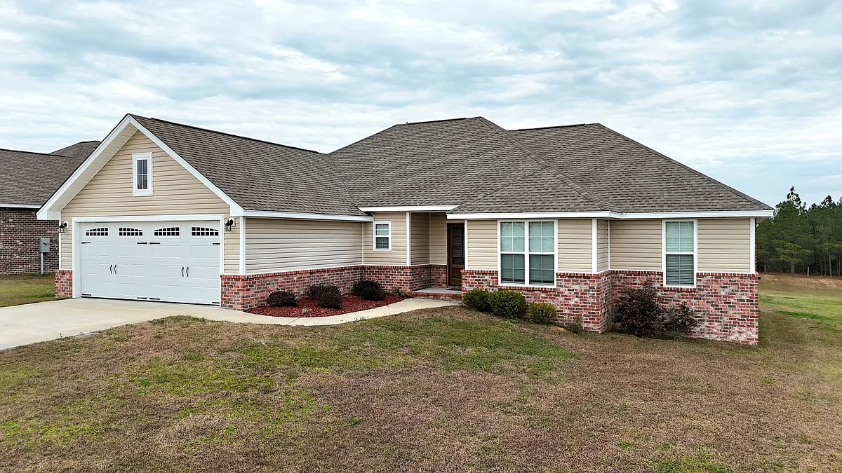 Building Photo - 27 Sky View Dr