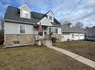 75 E Dewey Ave, Wharton, NJ 07885