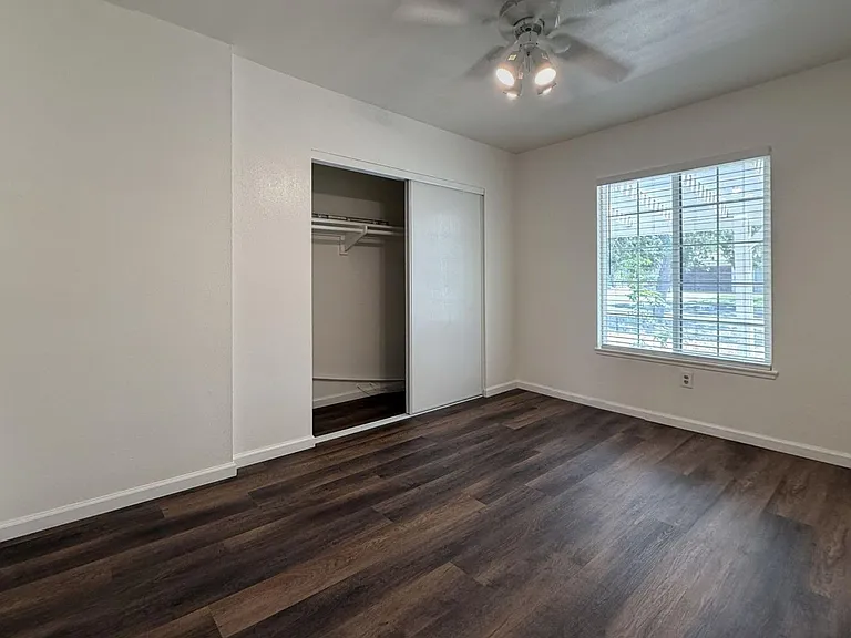 539 Hidalgo Ave — Photo 11