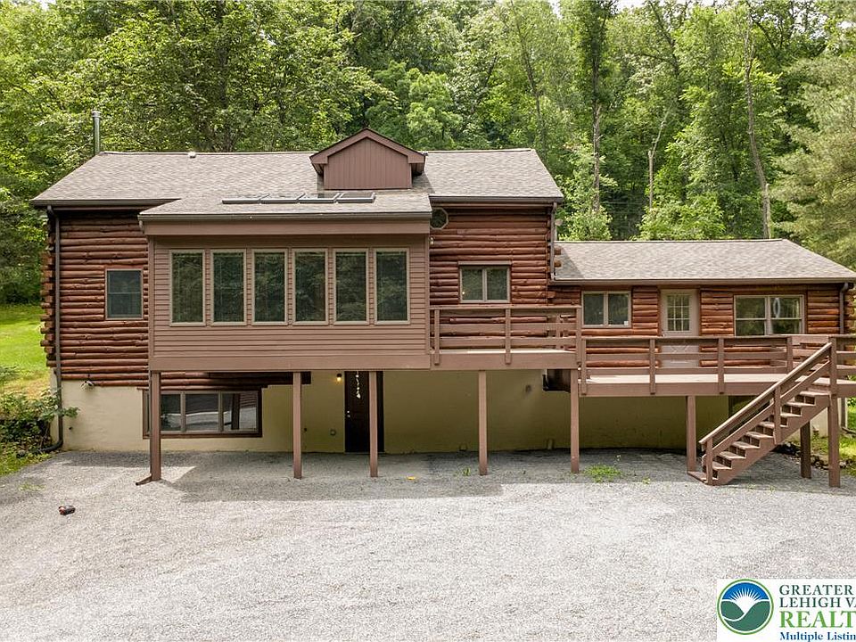 2nd image of 3591 Dogwood Ln