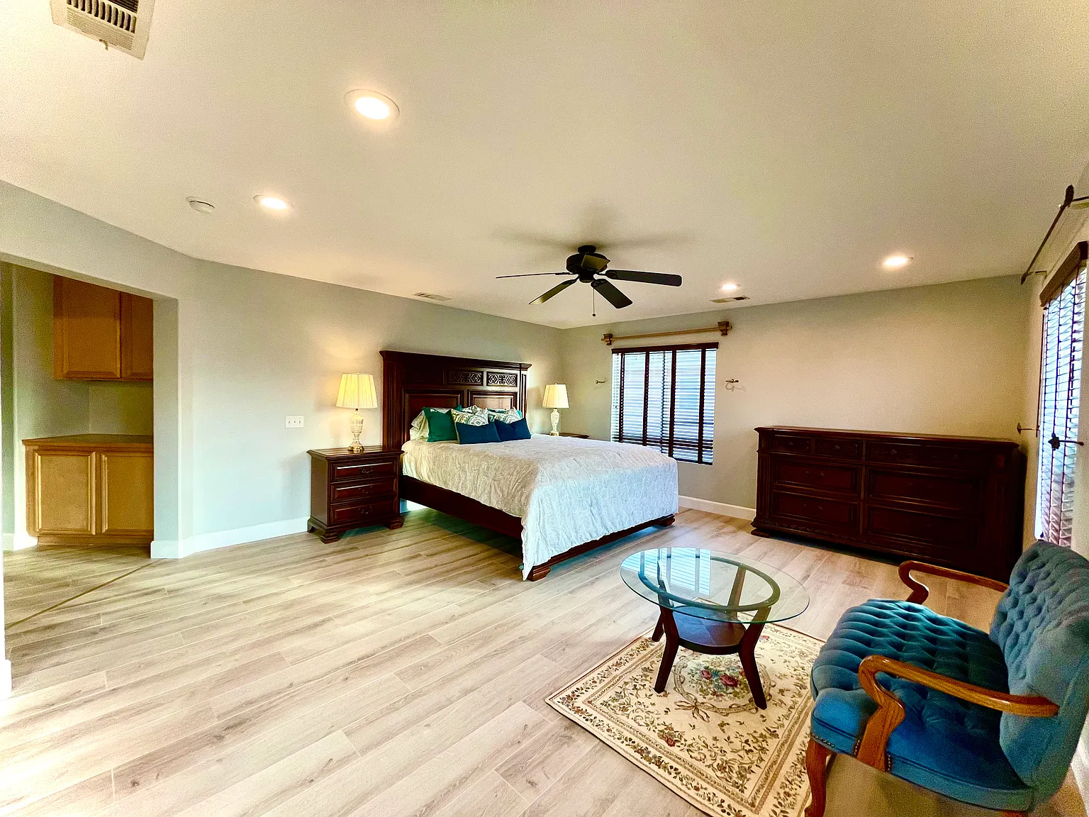 7134 Riverboat Dr — Photo 2