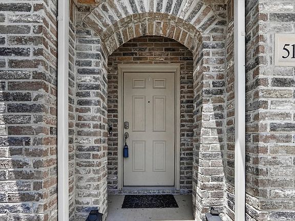 3rd image of 5104 Chatfield Pl