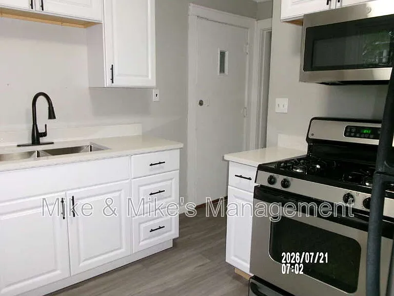 403 N 61st St — Photo 22