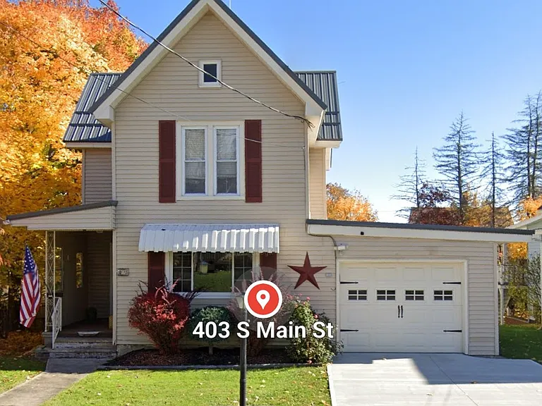 403 S Main St #UPPER — Photo 1